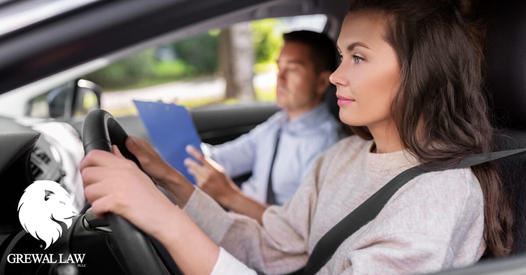 Recognizing Inexperienced Drivers On the Road